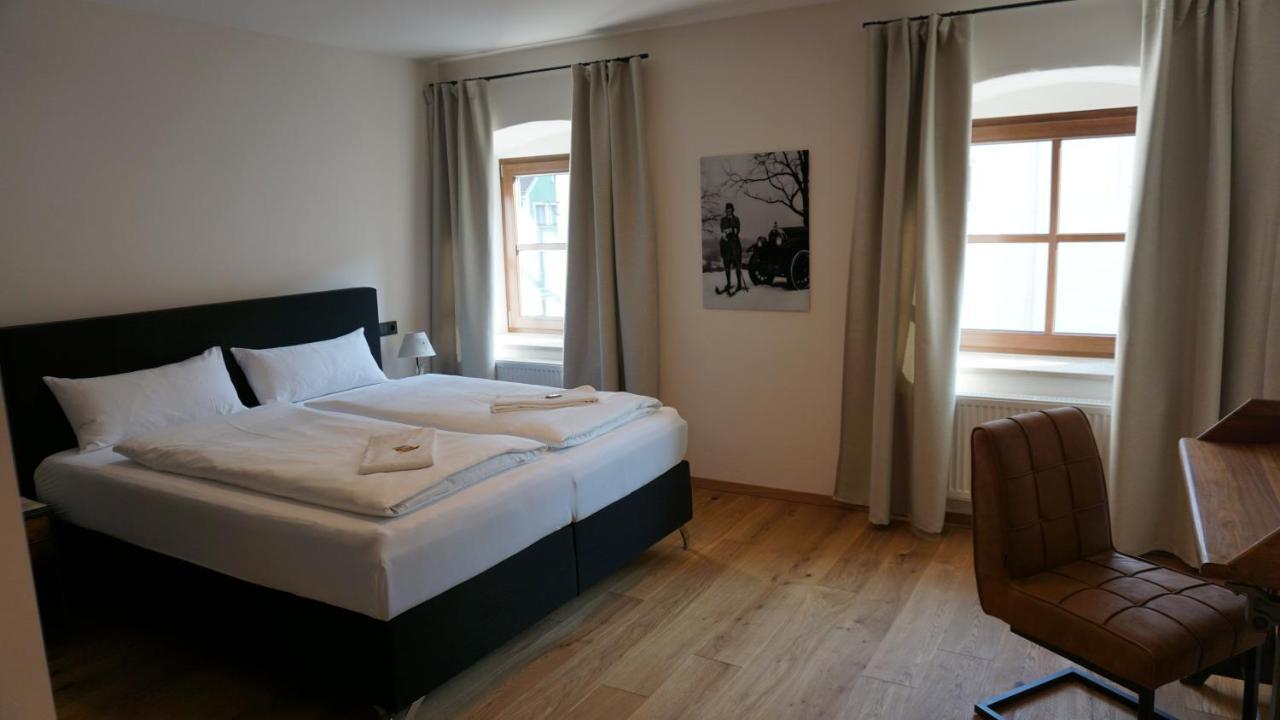 Hotelgasthof Kirchenwirt Schierling Extérieur photo