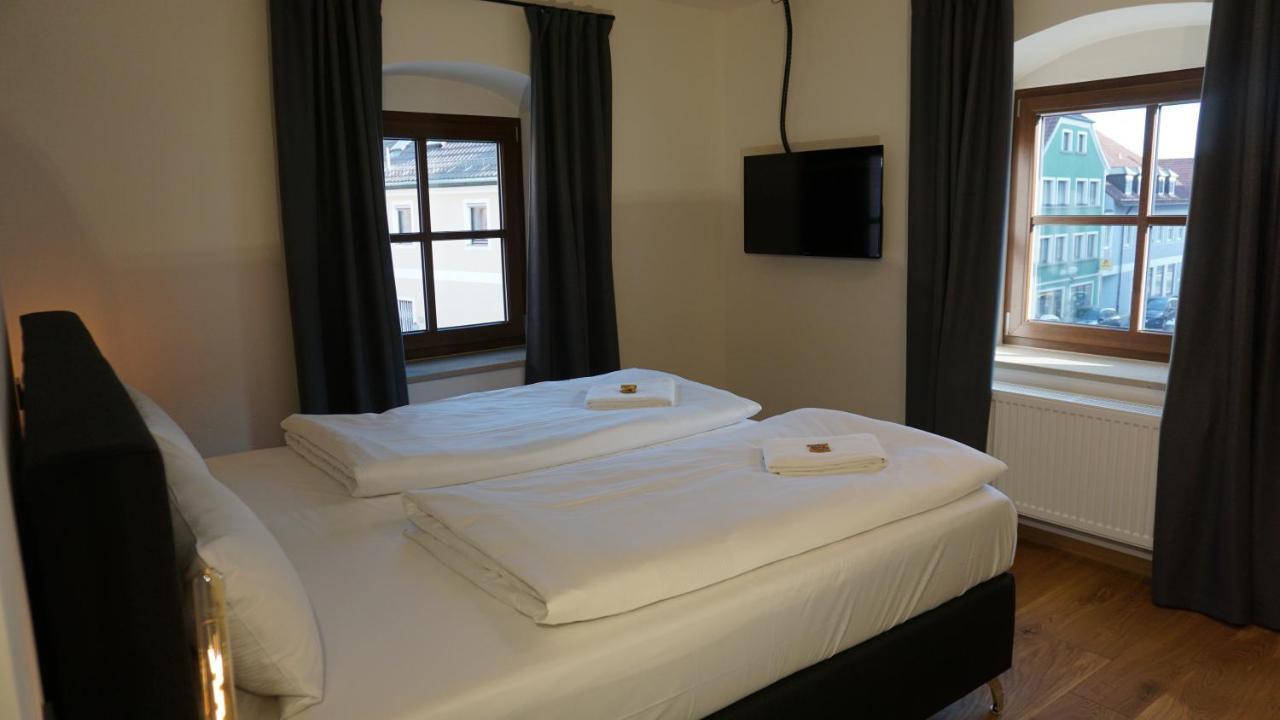 Hotelgasthof Kirchenwirt Schierling Extérieur photo