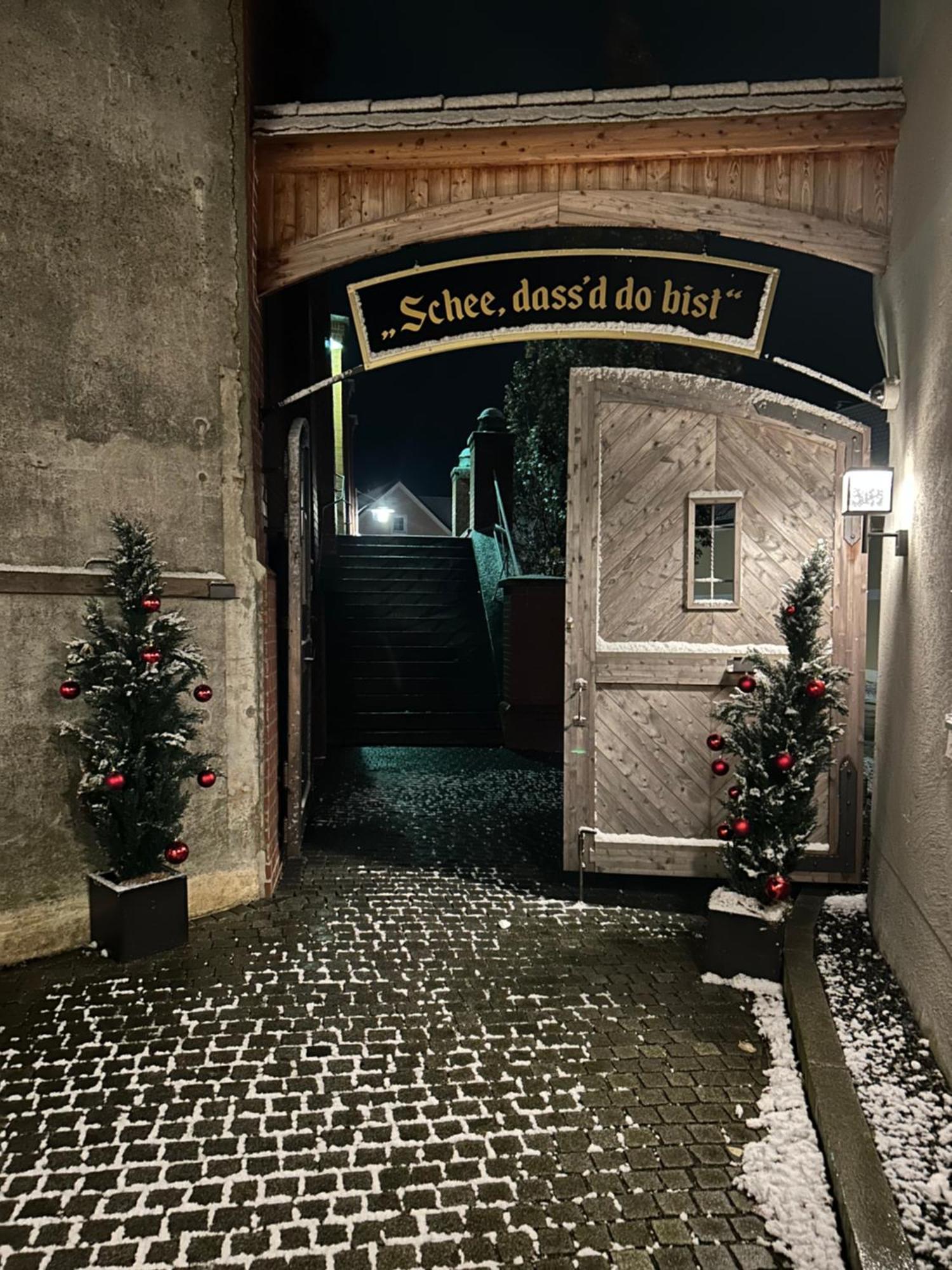 Hotelgasthof Kirchenwirt Schierling Extérieur photo